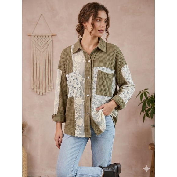 DAVI & DANI Tops - Davi & Dani Olive Green Waffle Knit Floral Lace Patchwork Shacket Top M